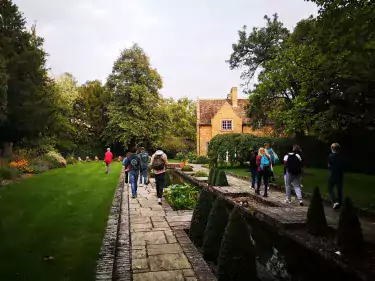 Student's visiting the Master's garden 